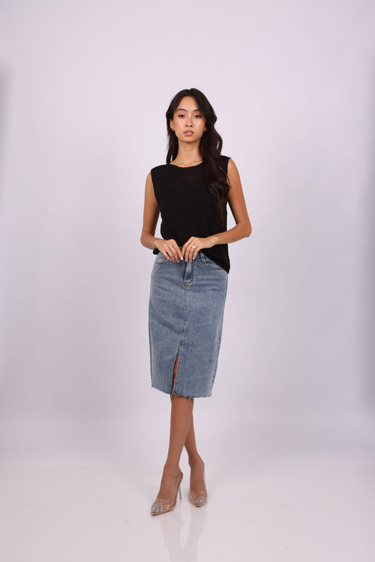 KNIT SLEEVELESS TOP