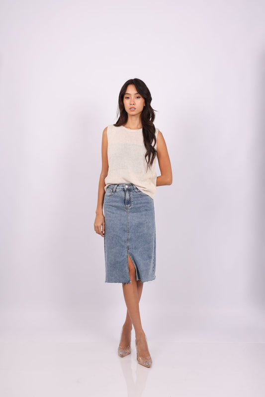 KNIT SLEEVELESS TOP