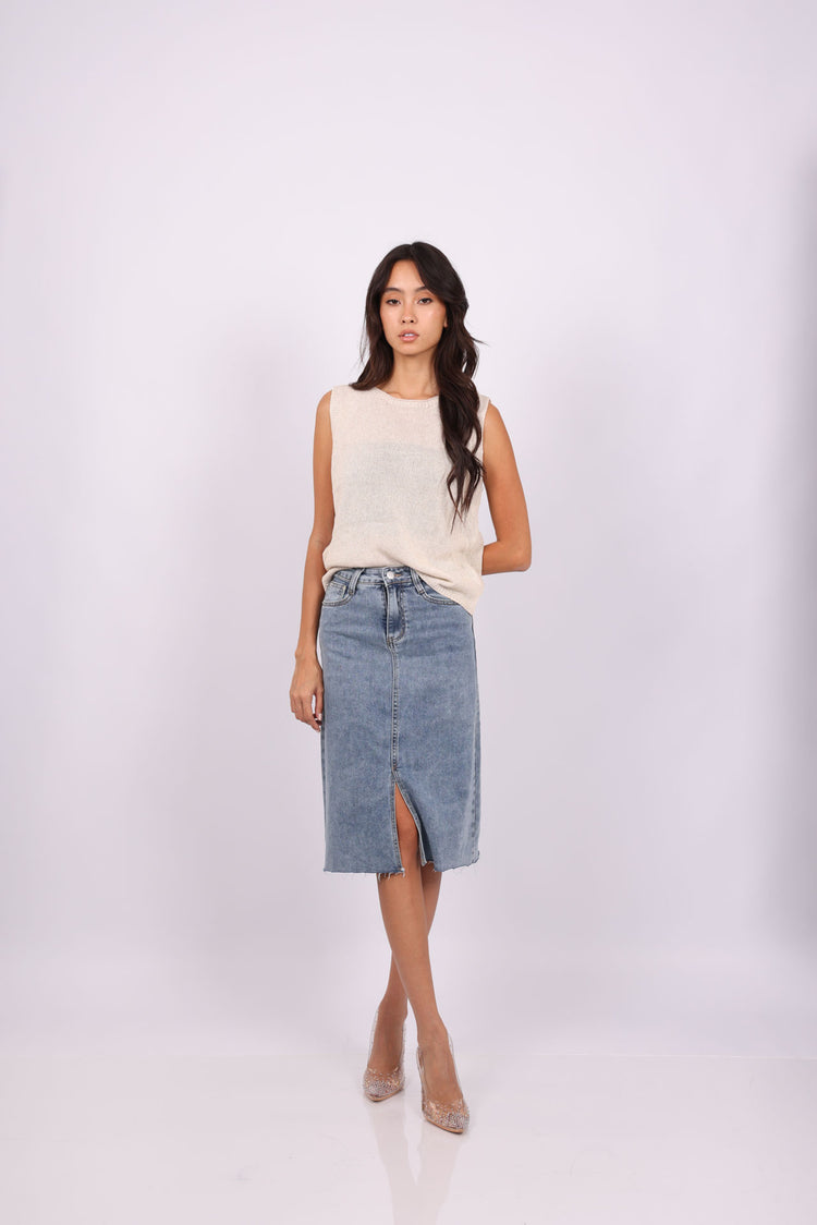 KNIT SLEEVELESS TOP