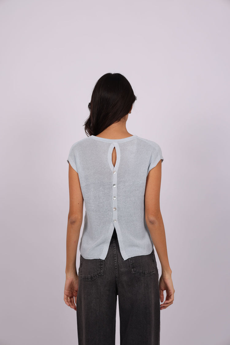 KNIT BUTTON BACK TOP