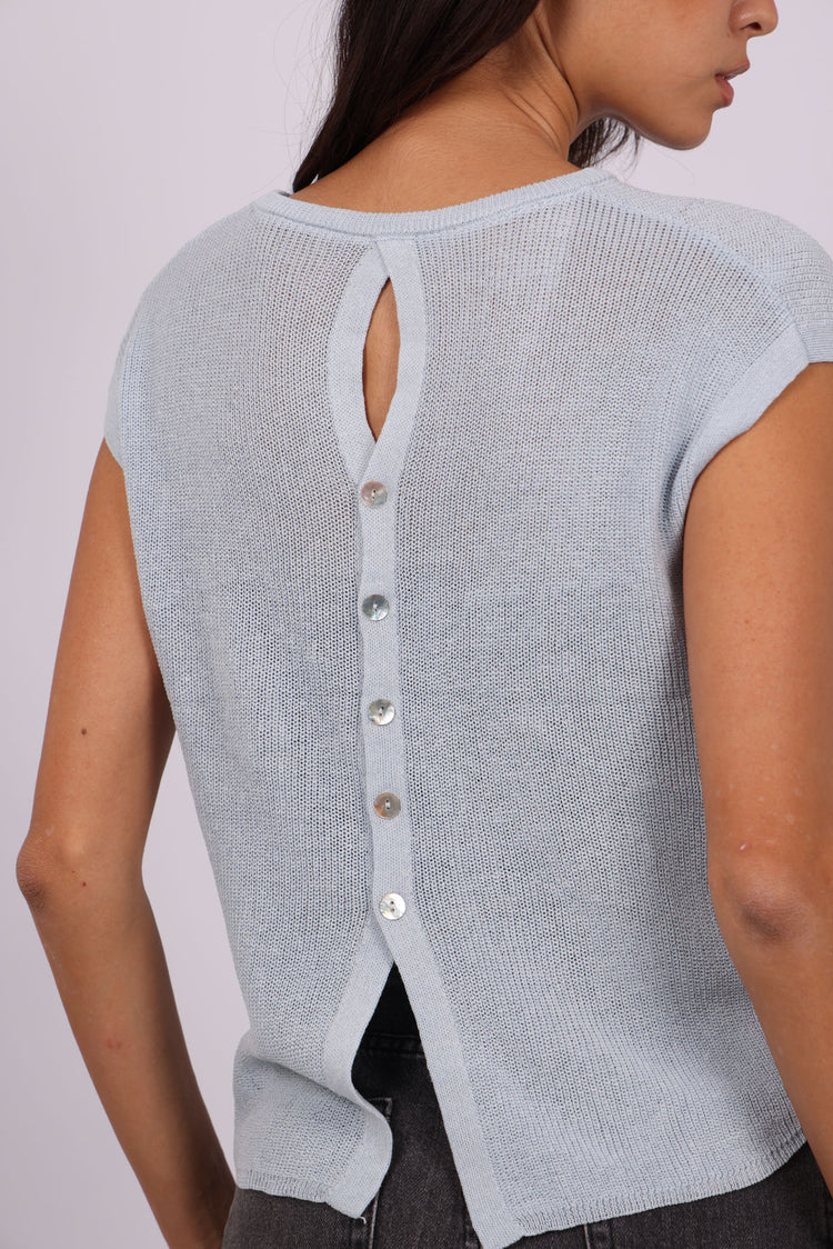 KNIT BUTTON BACK TOP