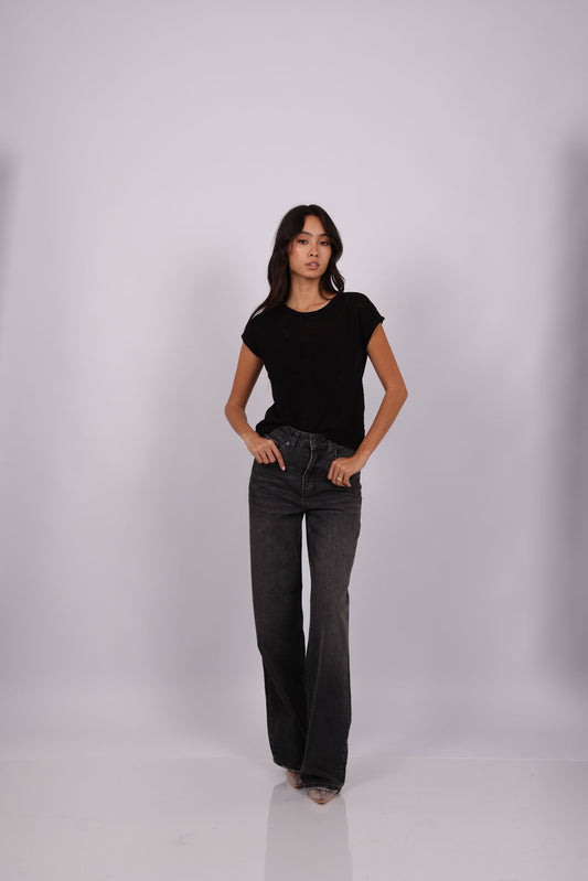 KNIT BUTTON BACK TOP