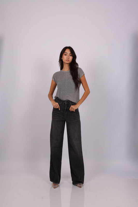 KNIT BUTTON BACK TOP