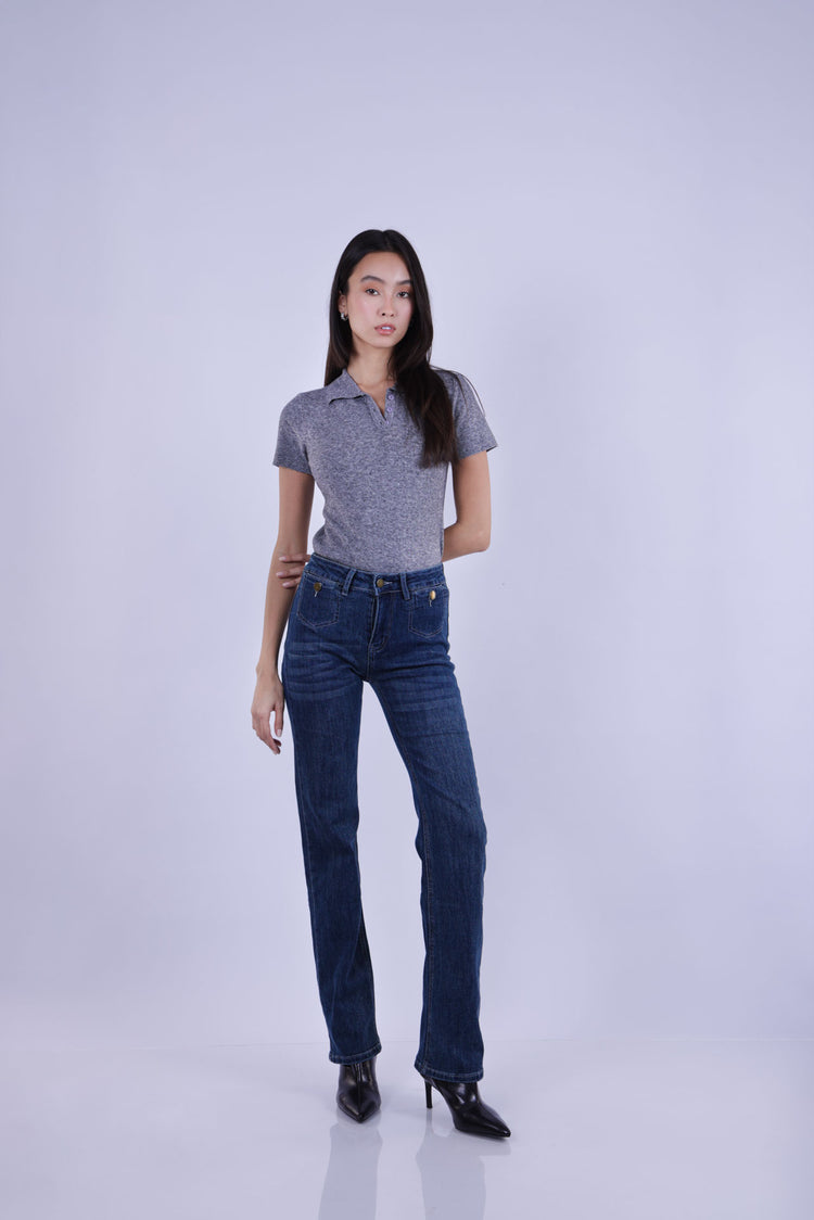 STRAIGHT LEG MID-RISE JEANS
