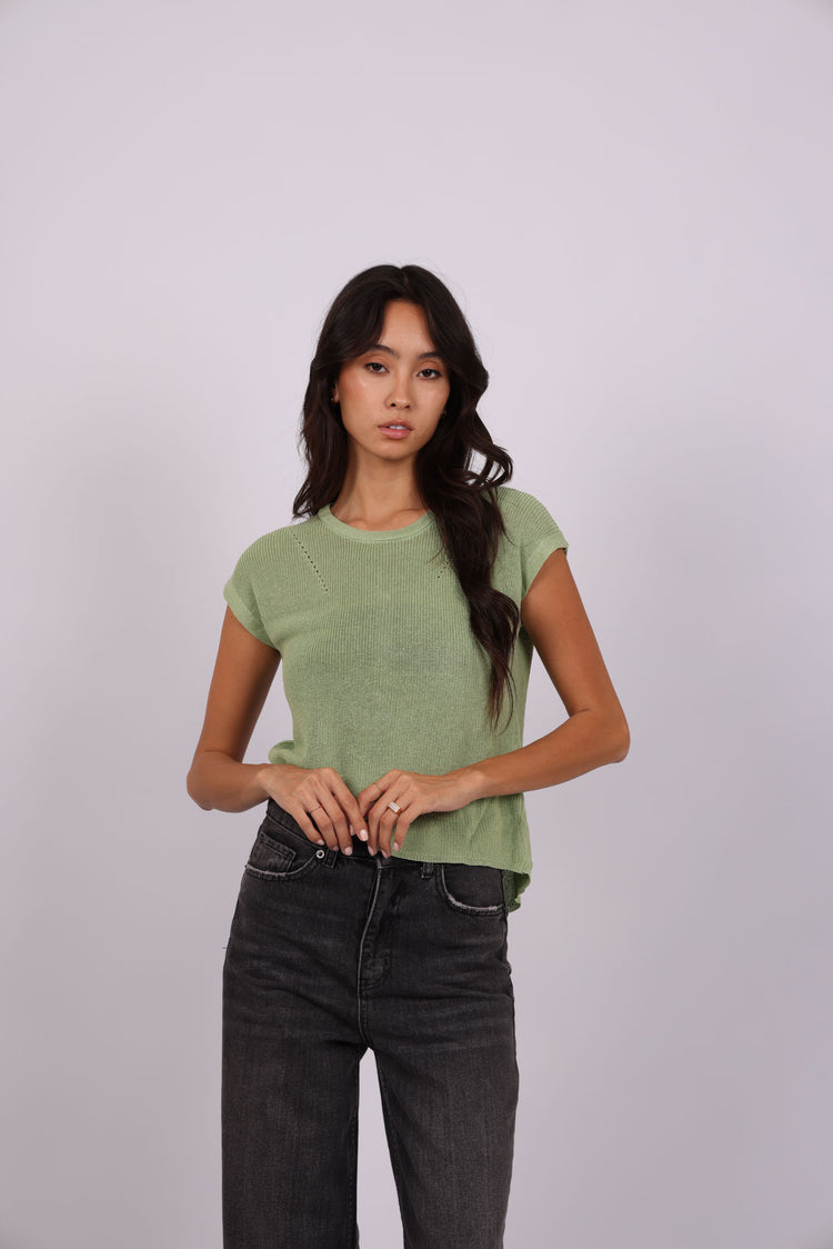KNIT BUTTON BACK TOP