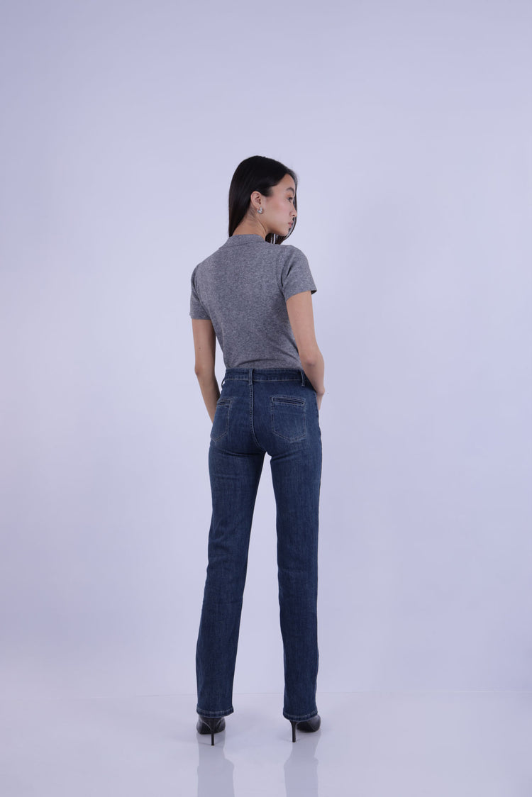 STRAIGHT LEG MID-RISE JEANS