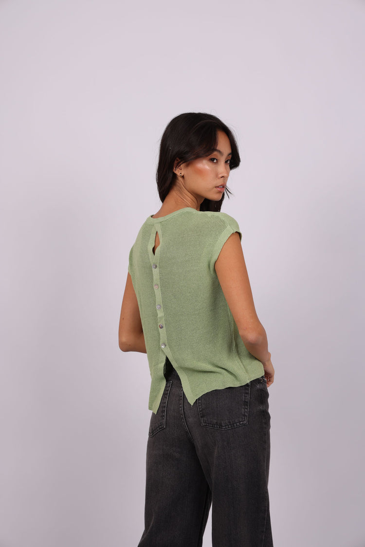 KNIT BUTTON BACK TOP