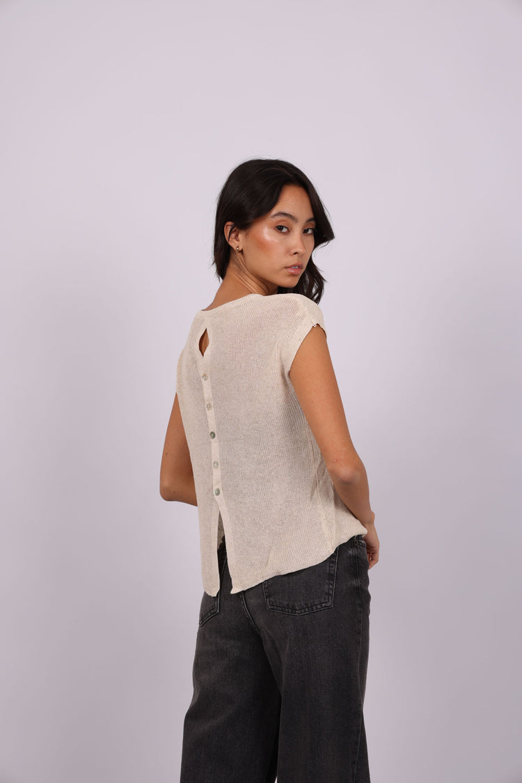 KNIT BUTTON BACK TOP