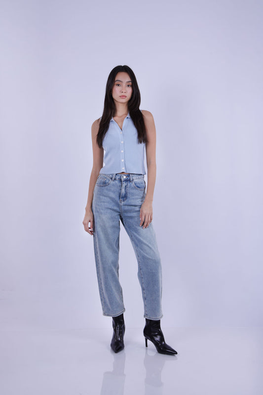 STRAIGHT LEG DENIM JEANS