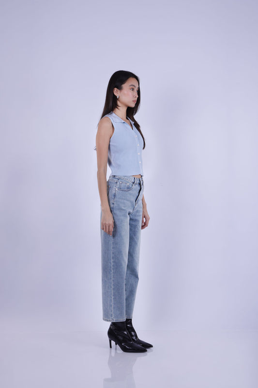 STRAIGHT LEG DENIM JEANS