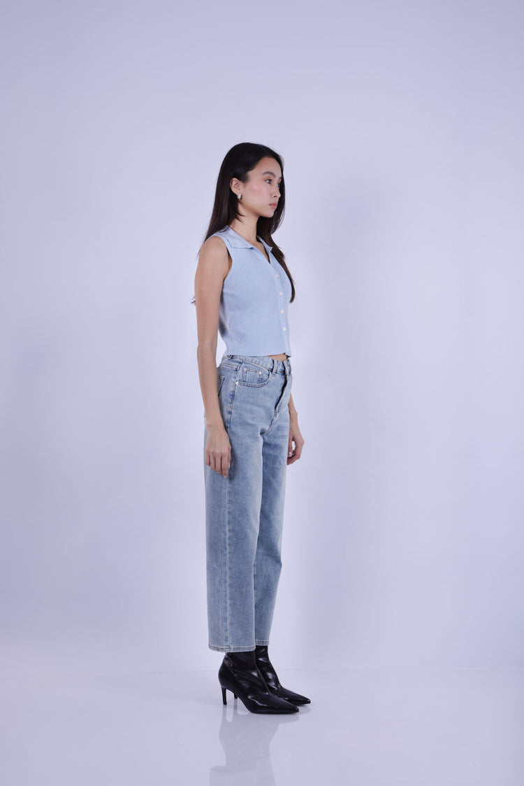 STRAIGHT LEG DENIM JEANS