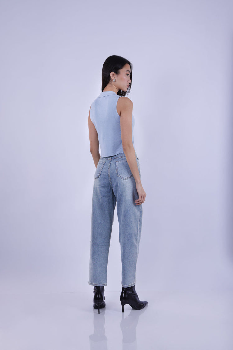 STRAIGHT LEG DENIM JEANS