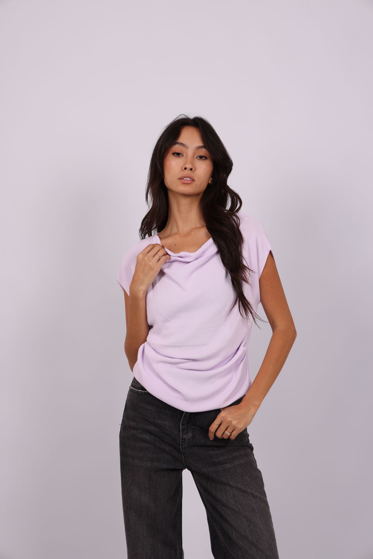 TOPS & T-SHIRTS