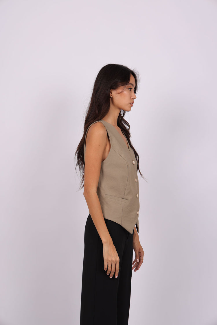 BUTTON VEST