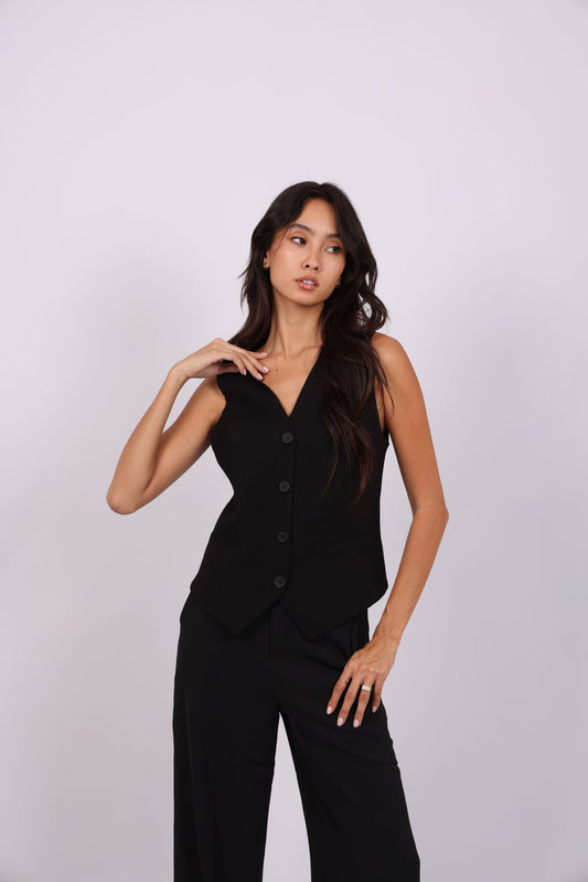 BUTTON VEST
