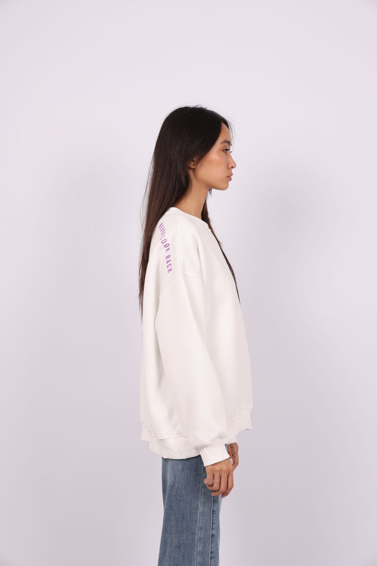 NEVER LOOK BACK OVERSIZED SWEATSHIRT