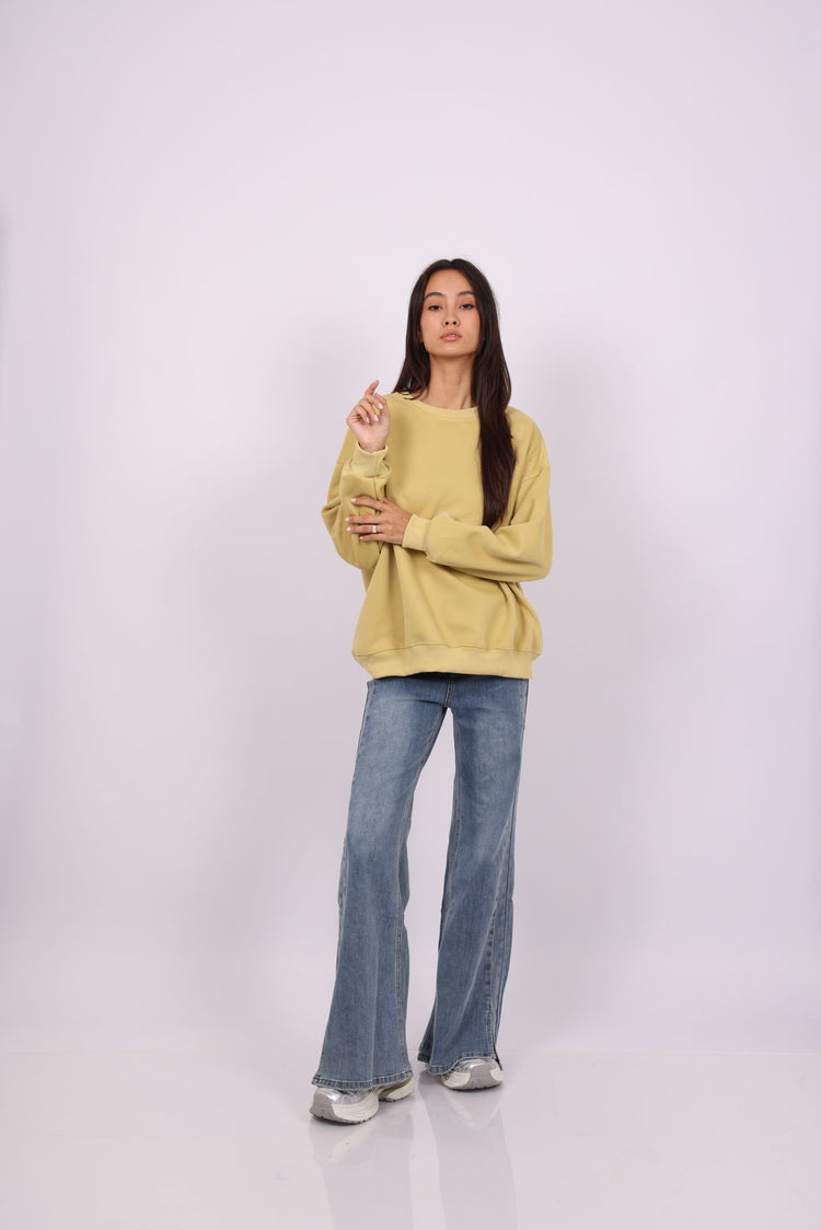 NEVER LOOK BACK OVERSIZED SWEATSHIRT