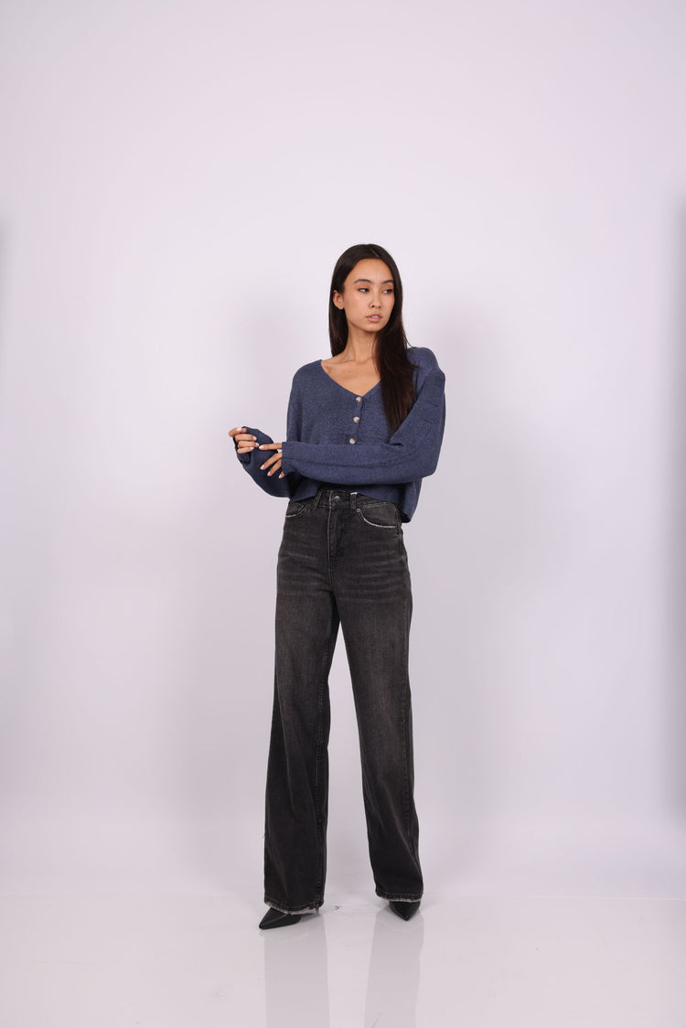 RELAXED BUTTON-DOWN KNIT CARDIGAN