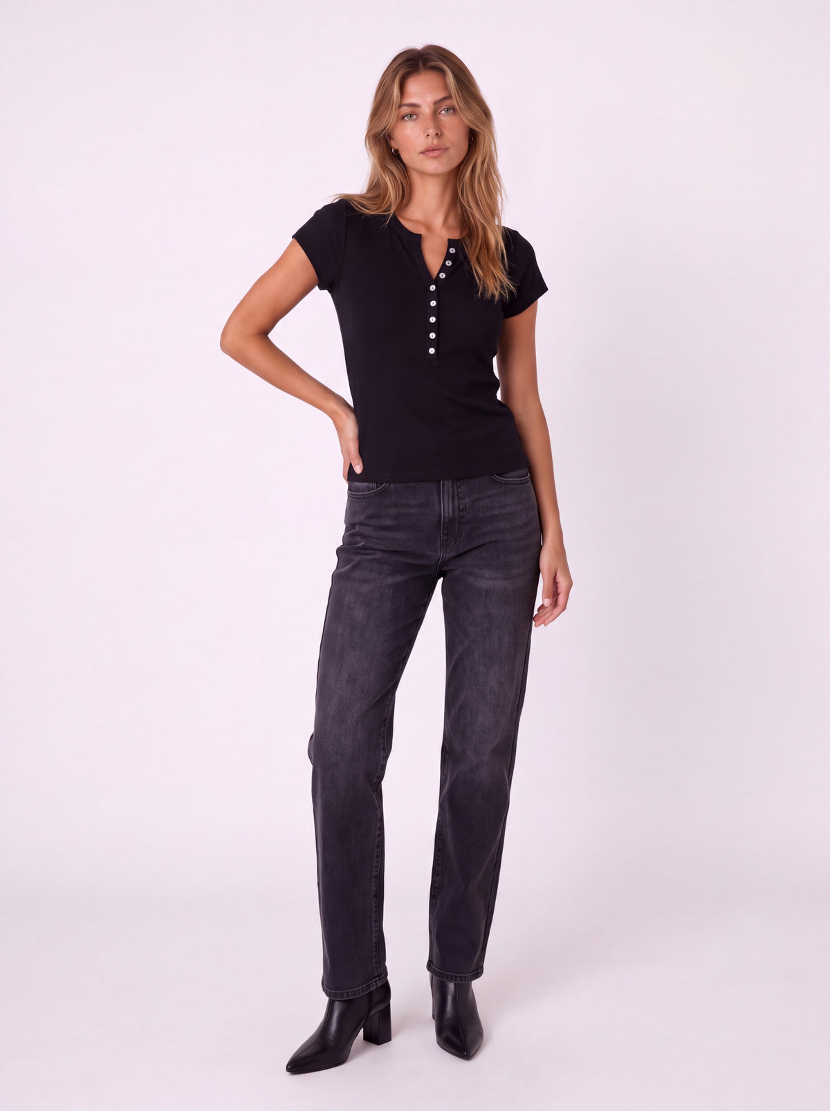 SHORT SLEEVE BUTTON FRONT HENLEY TOP