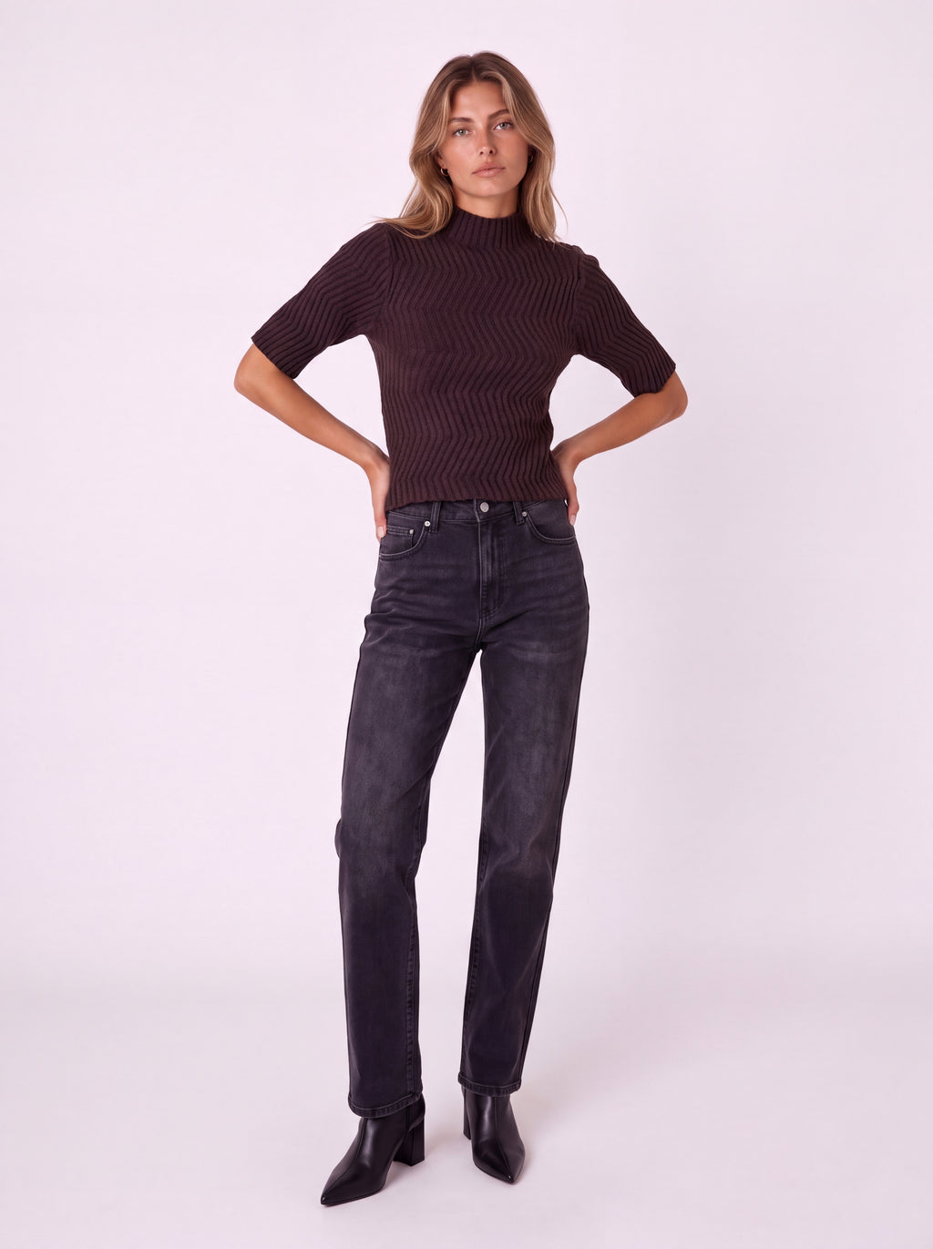 MOCK NECK SHORT SLEEVE TEXTURED RIBBED KNIT TOP