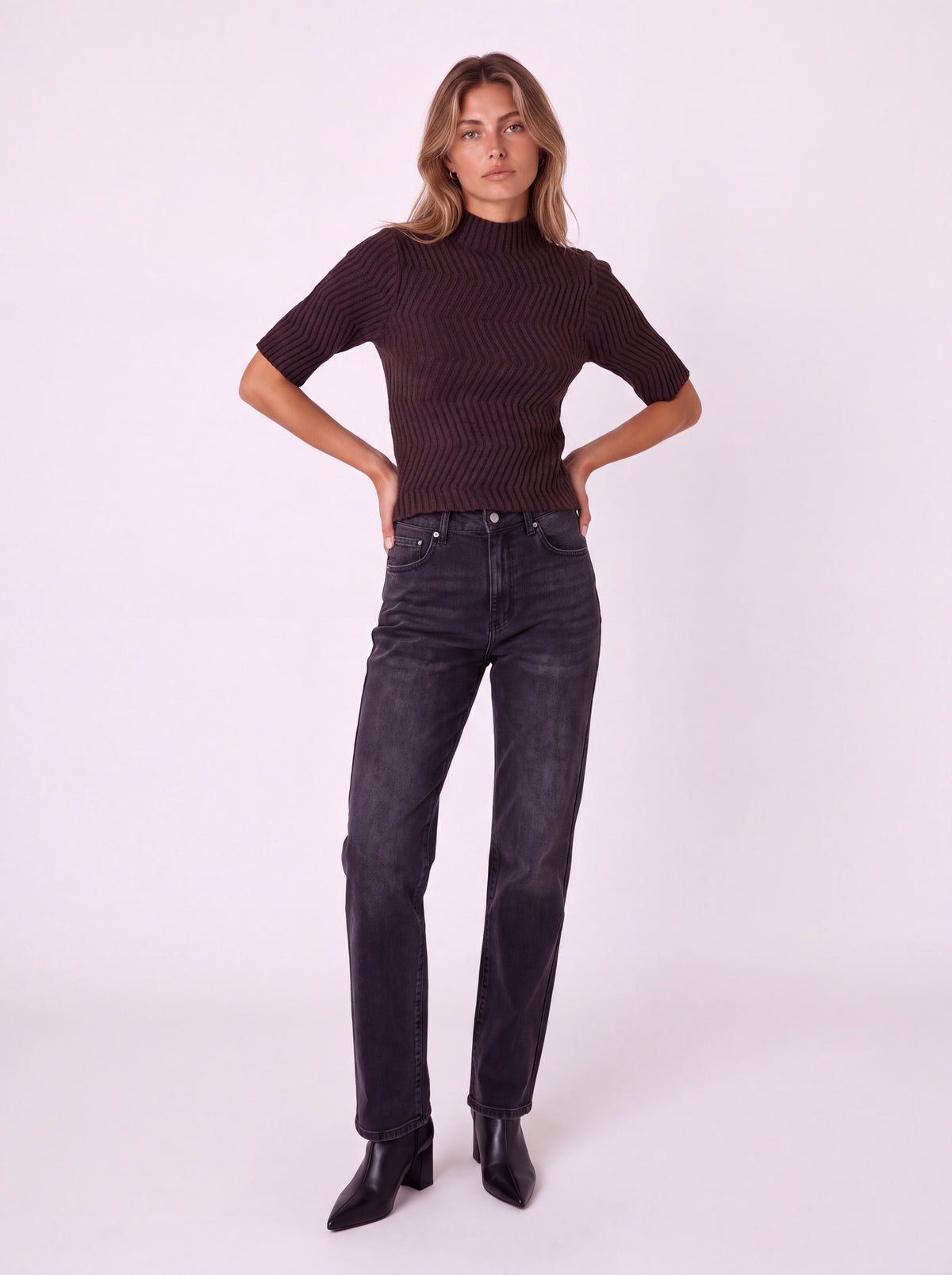 MOCK NECK SHORT SLEEVE TEXTURED RIBBED KNIT TOP