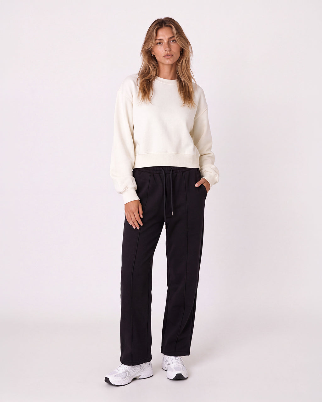OVERSIZED CROPPED CREW NECK SWEATSHIRT