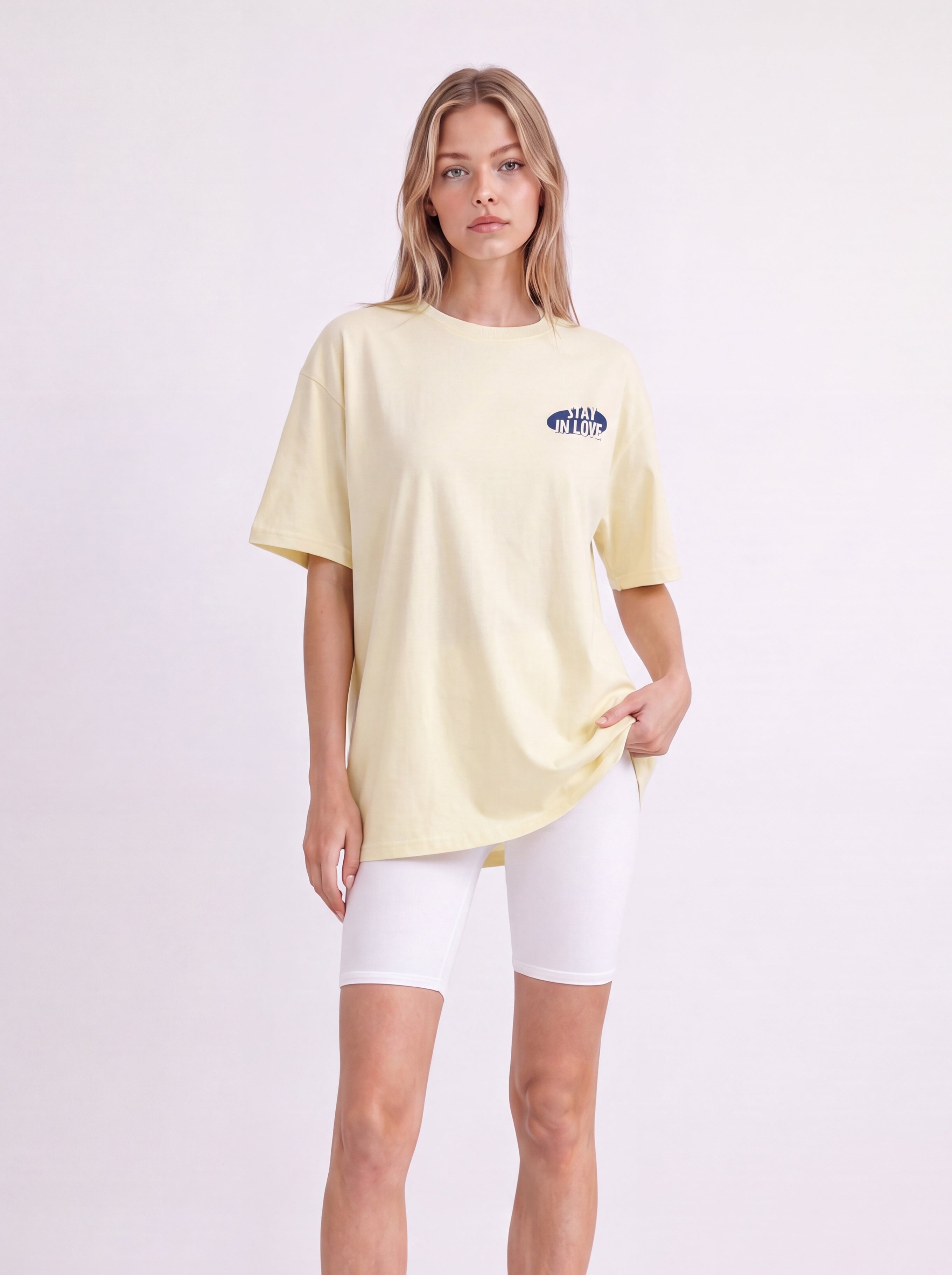 STAY IN LOVE OVERSIZED GRAPHIC T-SHIRT