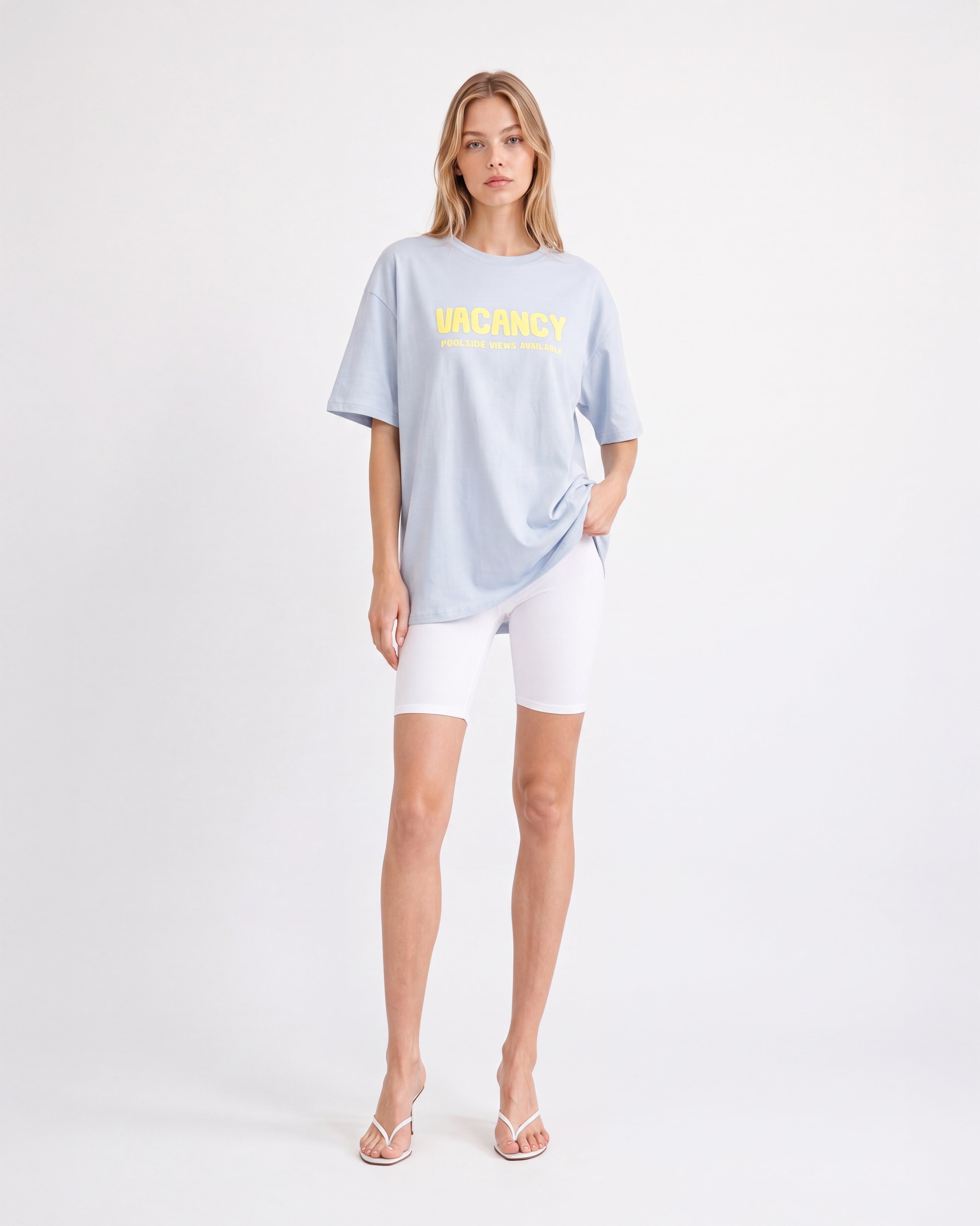 VACANCY OVERSIZED GRAPHIC T-SHIRT