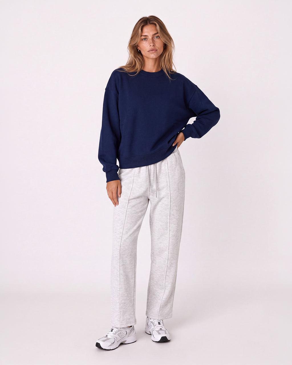 OVERSIZED CREW NECK LONG SLEEVE SWEATSHIRT