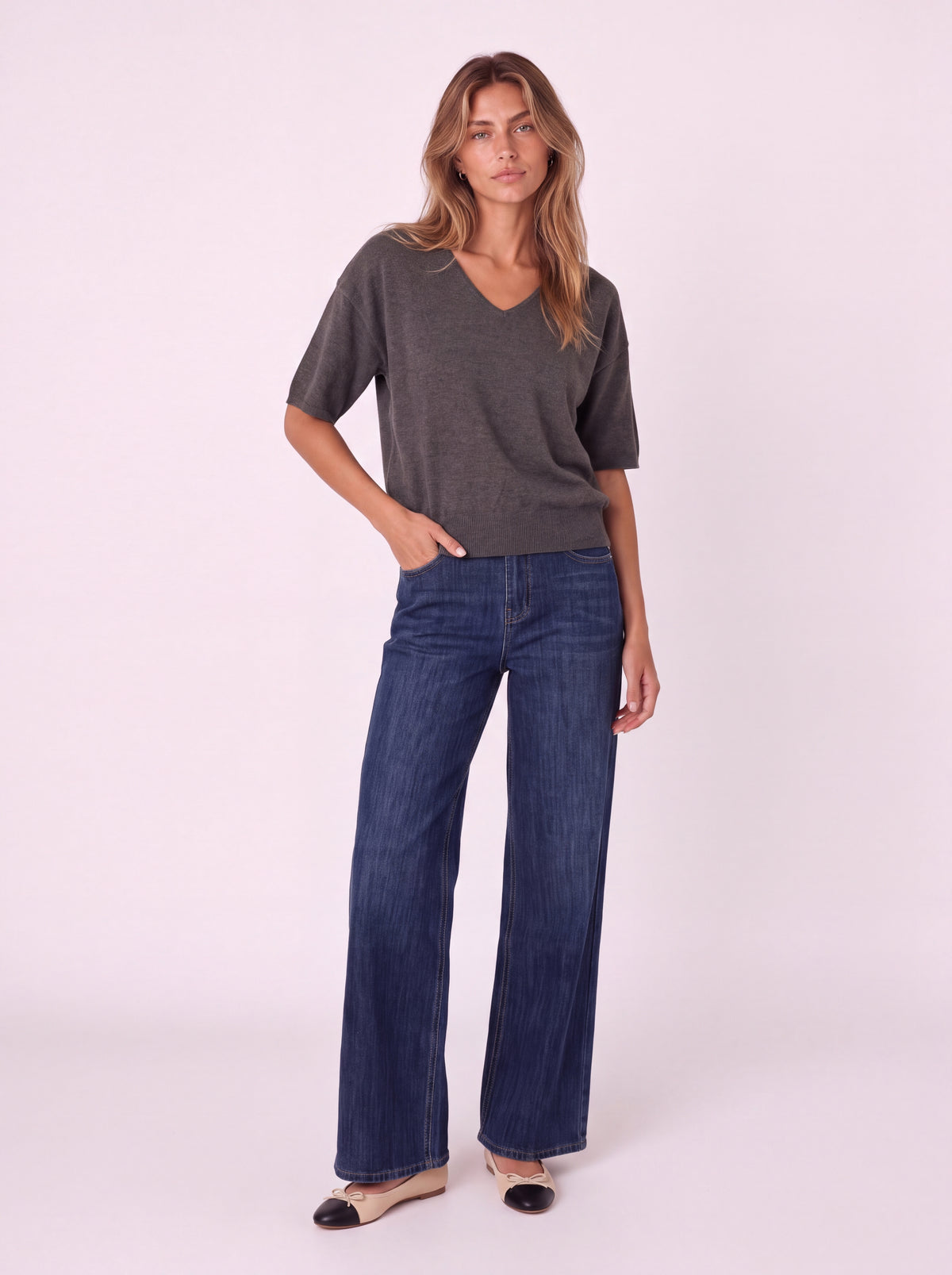 RELAXED-FIT V-NECK SWEATER