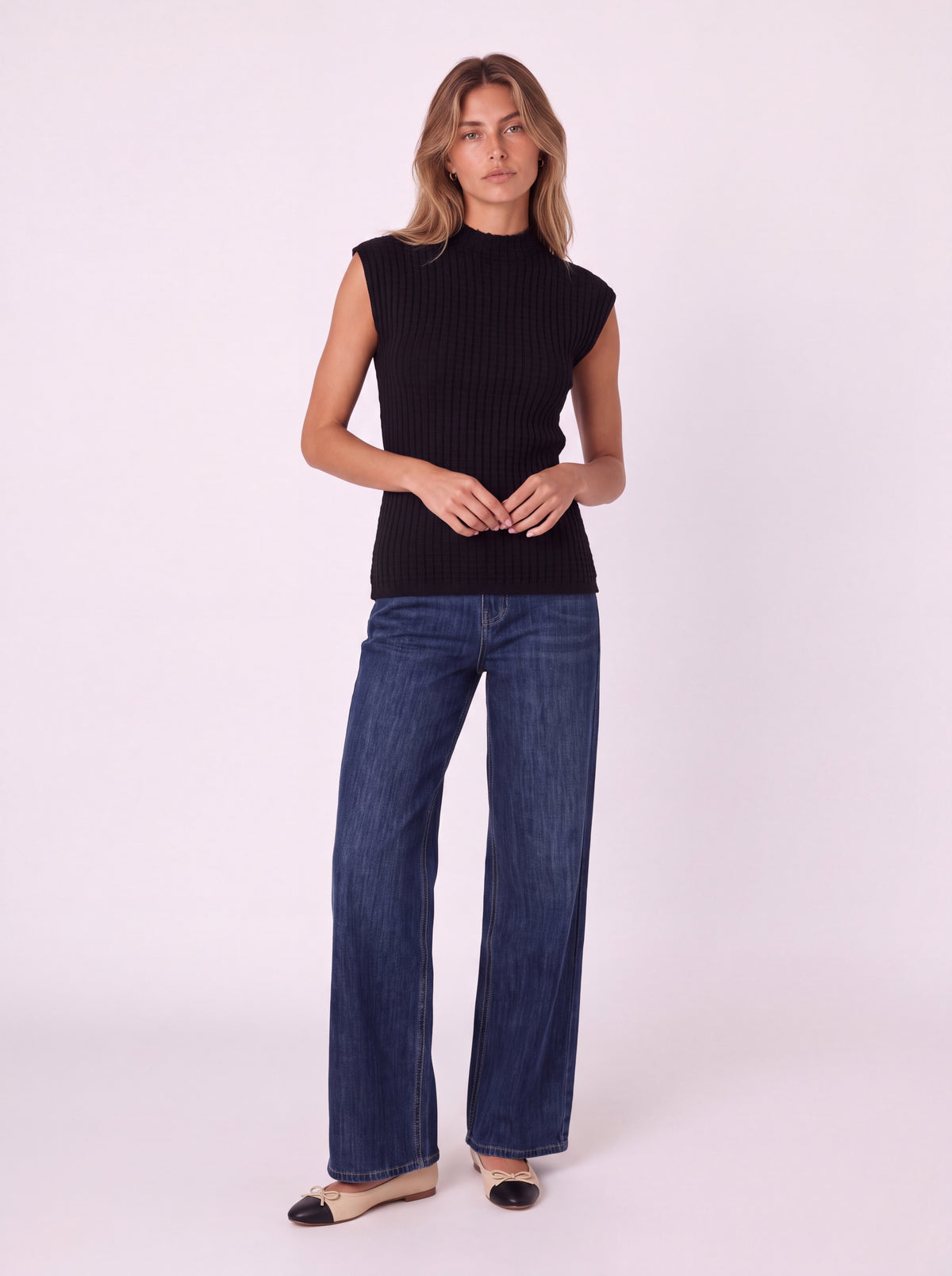 MOCK-NECK TEXTURED SLEEVELESS KNIT TOP