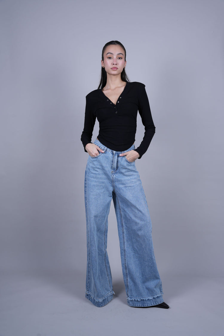 LONG SLEEVE HENLEY TOP