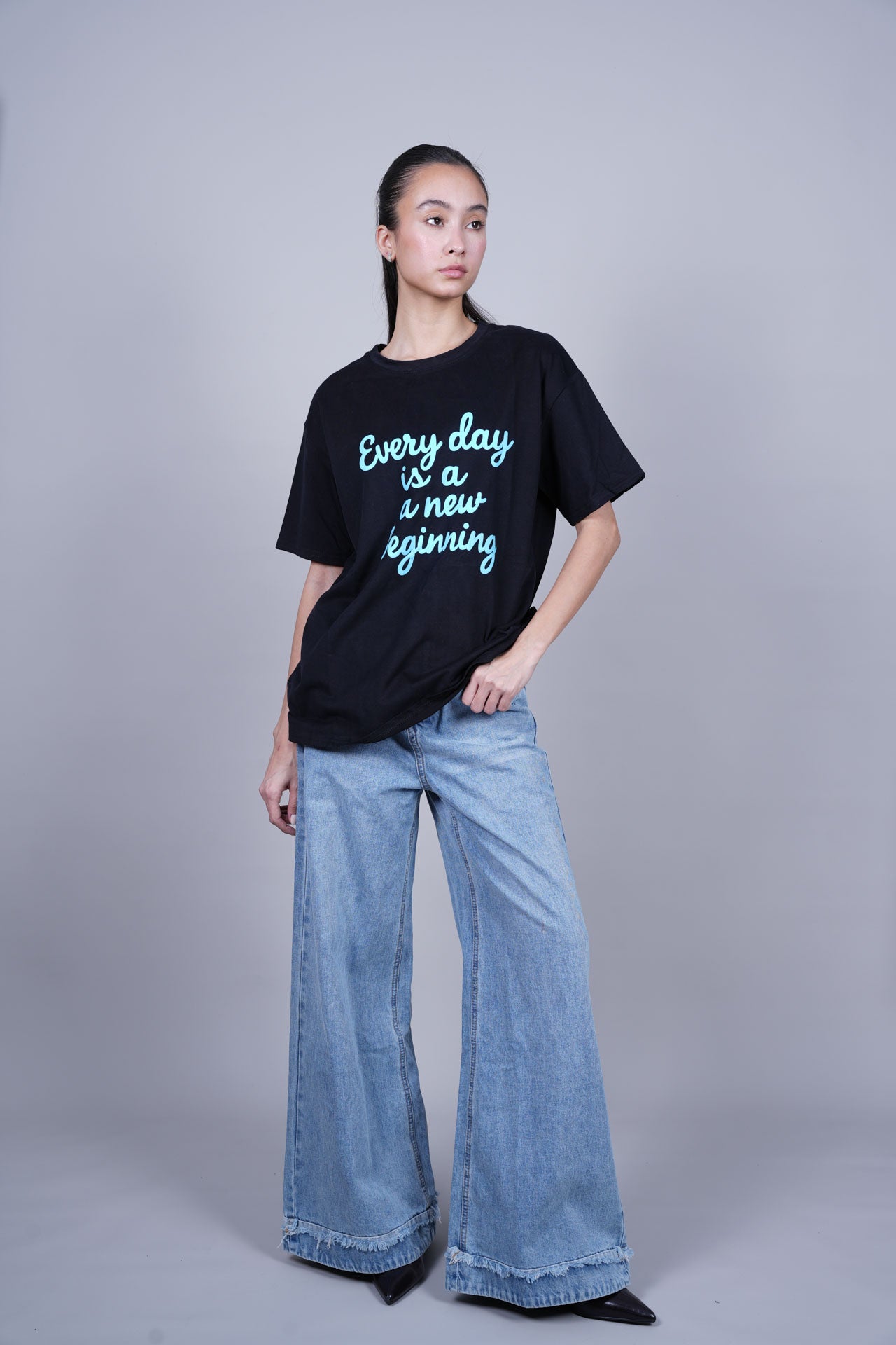 CASUAL GRAPHIC COTTON TEE