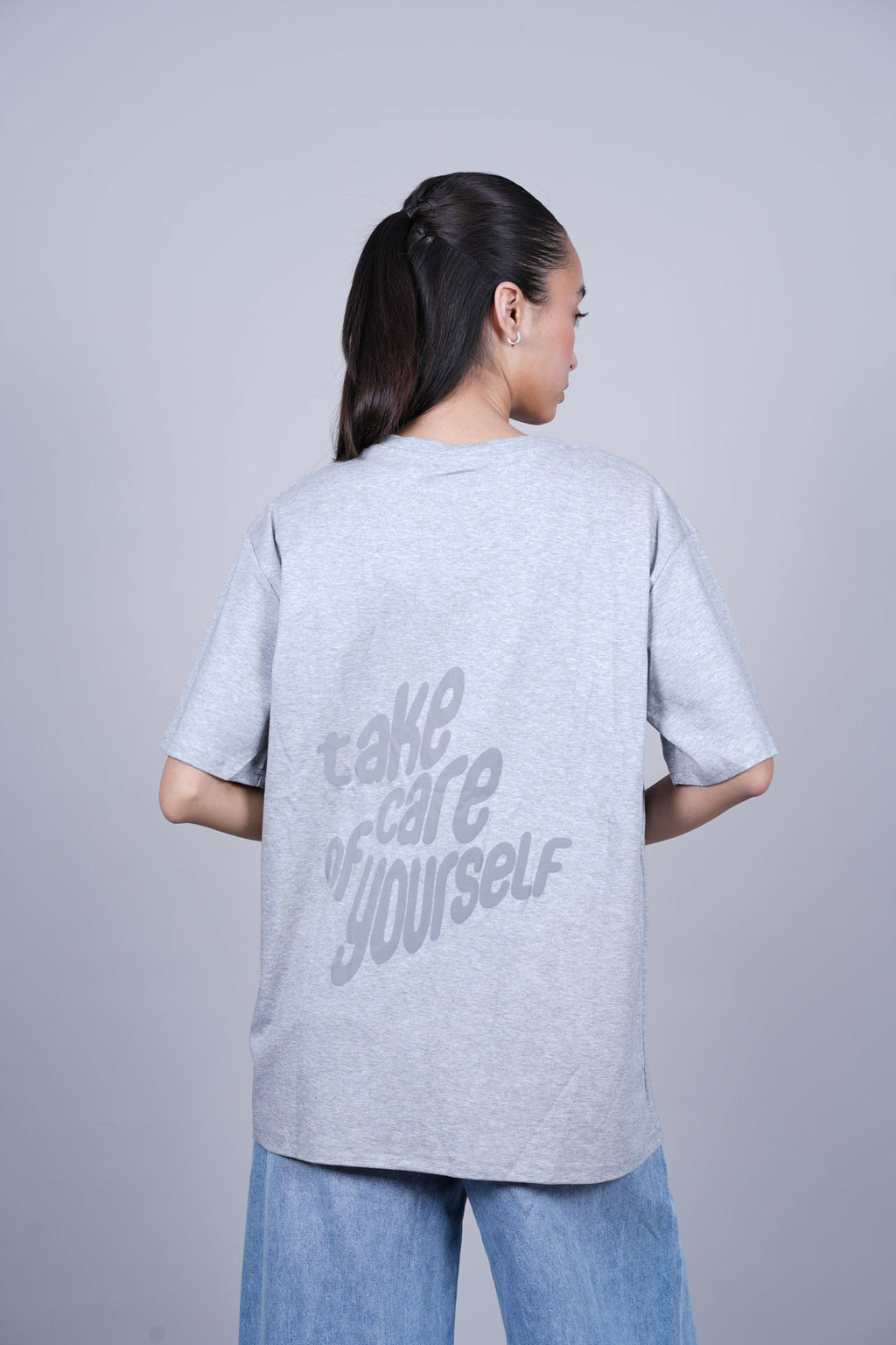 RELAXED FIT GRAPHIC TEE