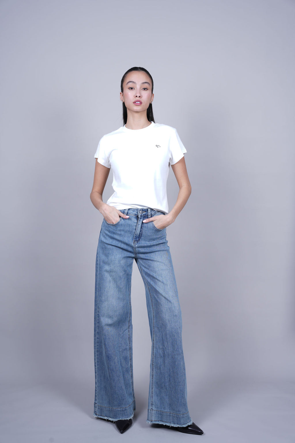 MINIMAL LOGO BASIC T-SHIRT