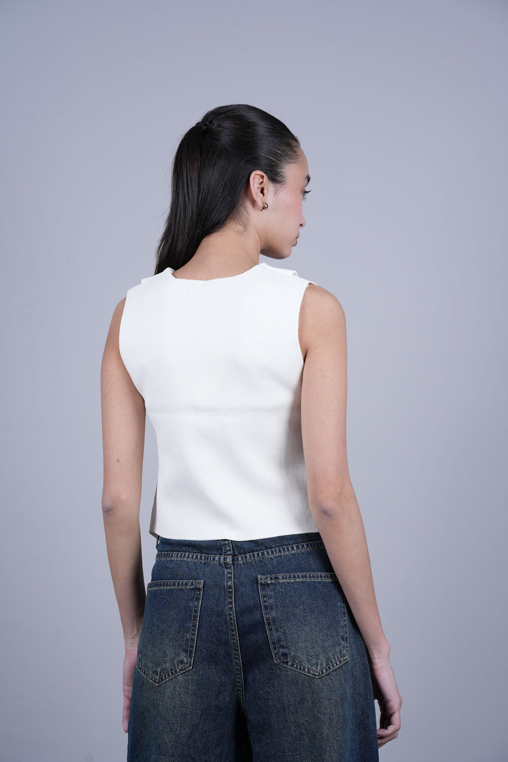 STRUCTURED BUTTONED VEST TOP