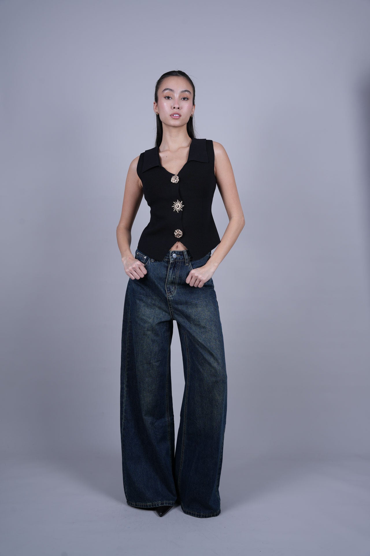 STRUCTURED BUTTONED VEST TOP