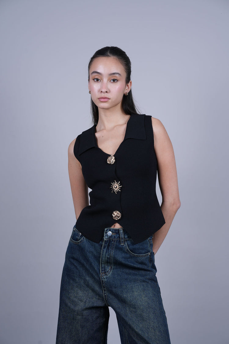 STRUCTURED BUTTONED VEST TOP