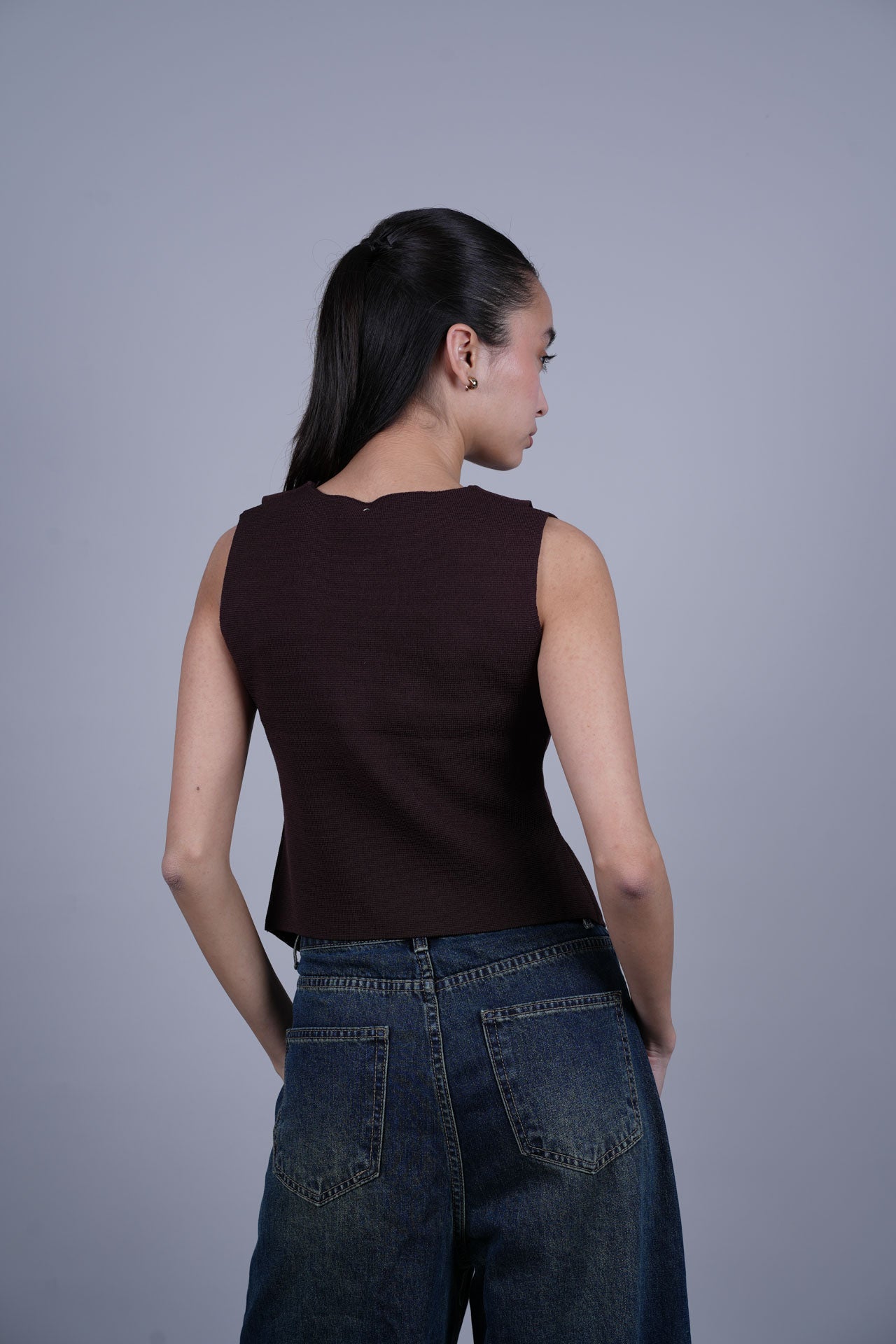 STRUCTURED BUTTONED VEST TOP