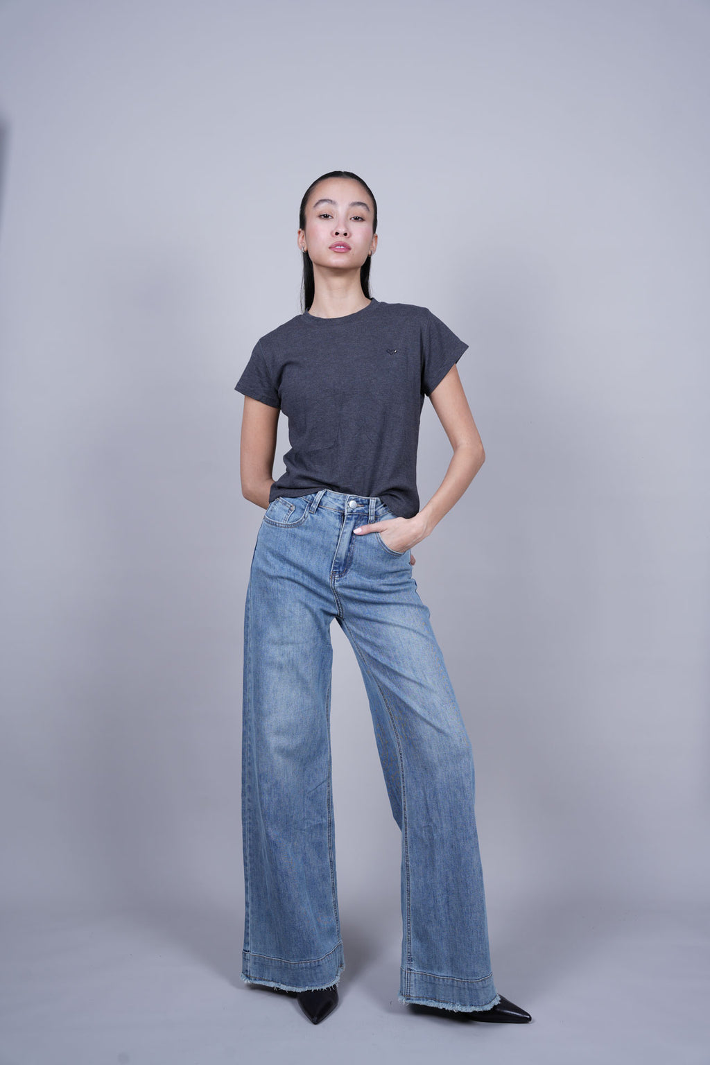 MINIMAL LOGO BASIC T-SHIRT