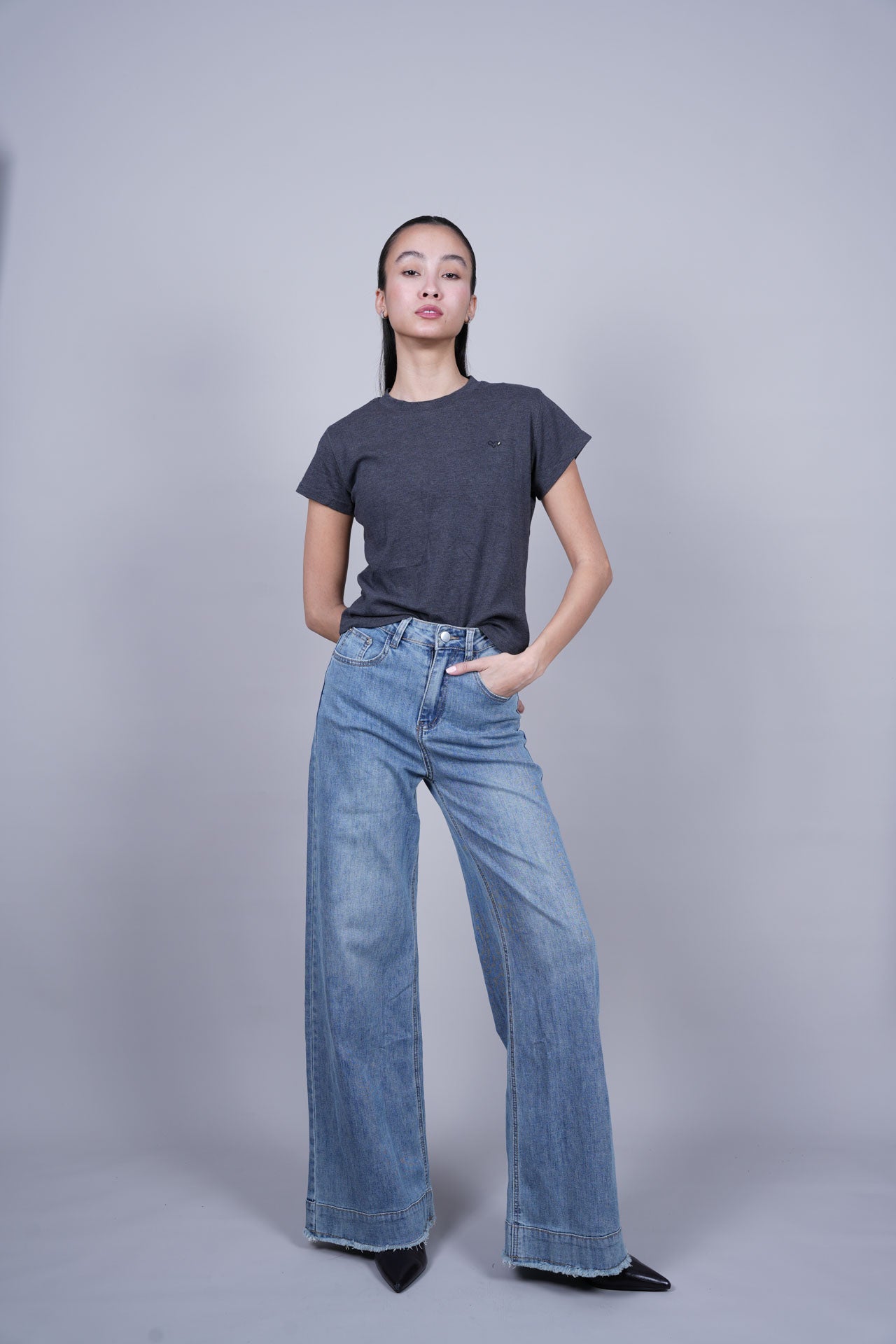 MINIMAL LOGO BASIC T-SHIRT