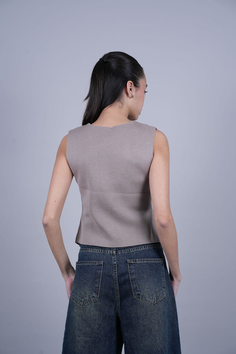 STRUCTURED BUTTONED VEST TOP