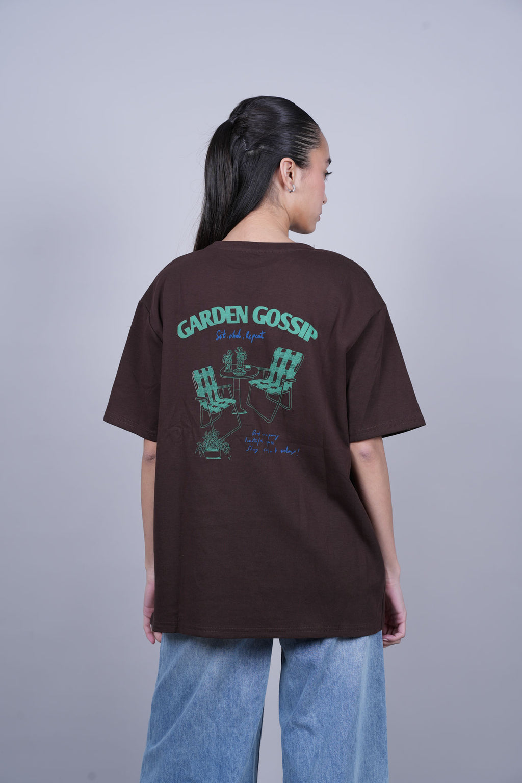 GARDEN GOSSIP OVERSIZED T-SHIRT