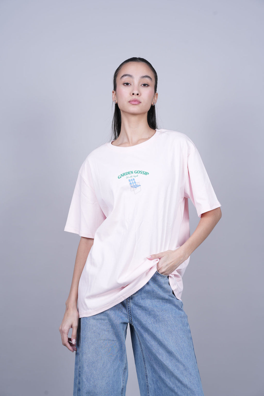 GARDEN GOSSIP OVERSIZED T-SHIRT
