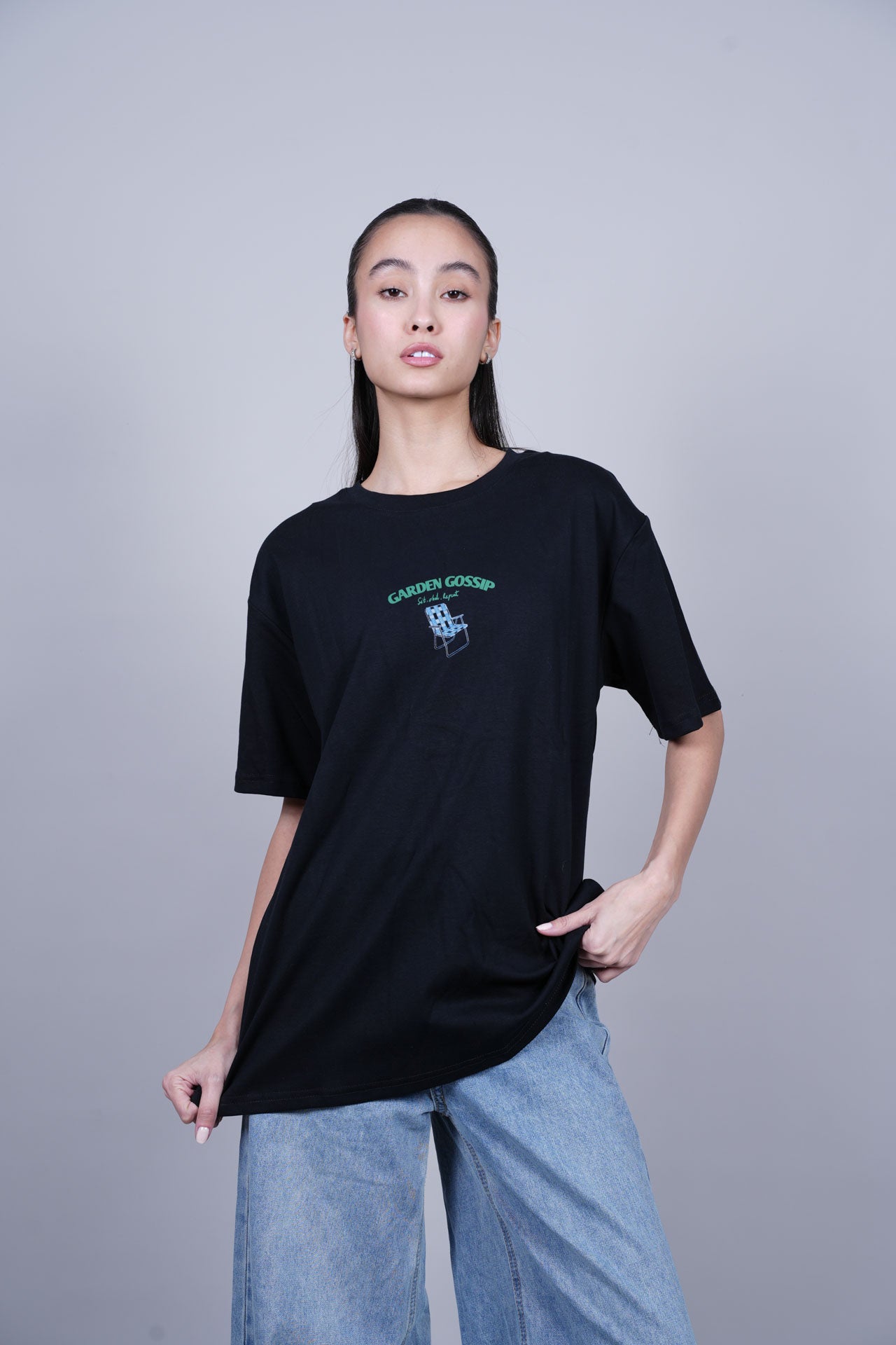 GARDEN GOSSIP OVERSIZED T-SHIRT