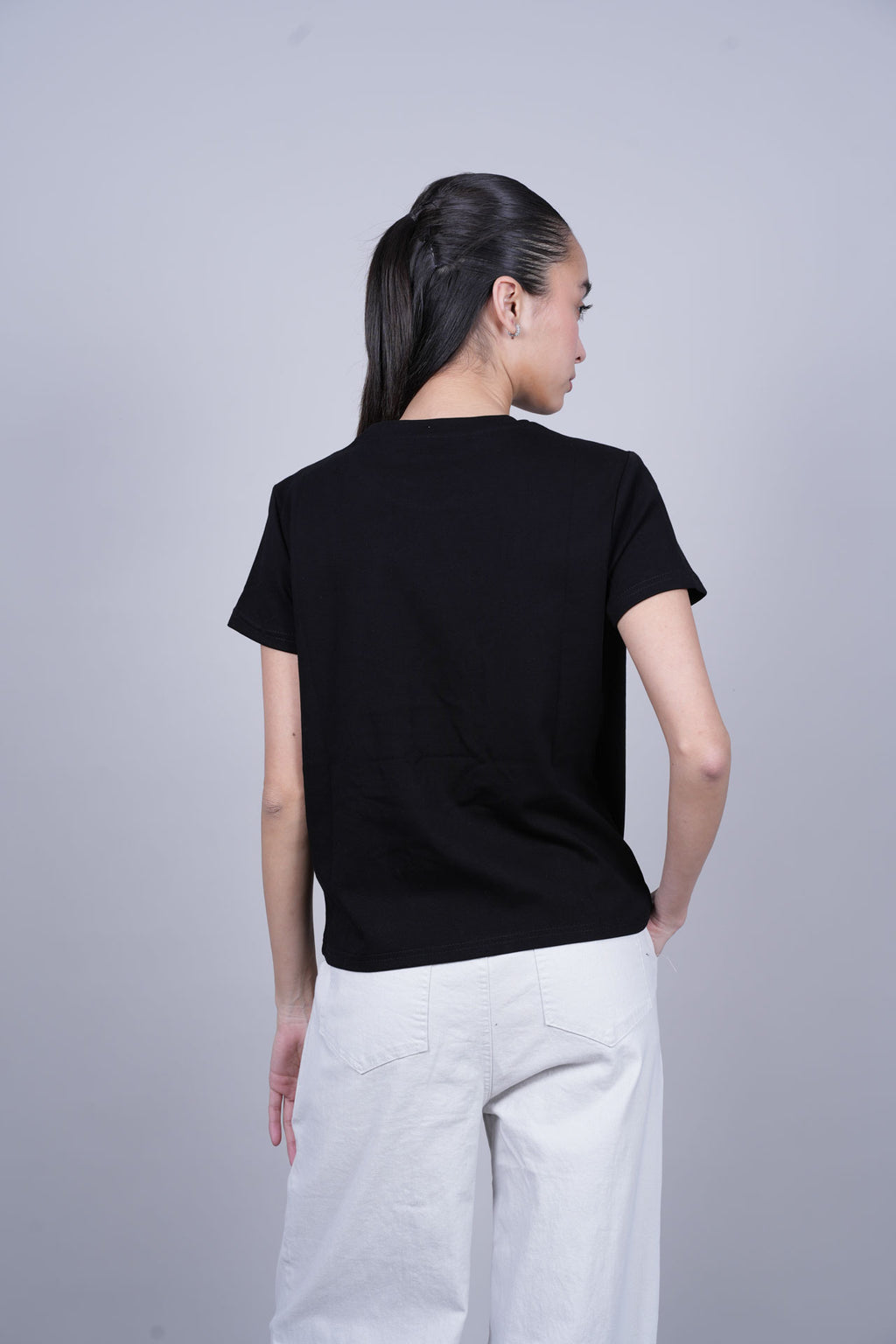 MINIMAL GRAPHIC T-SHIRT