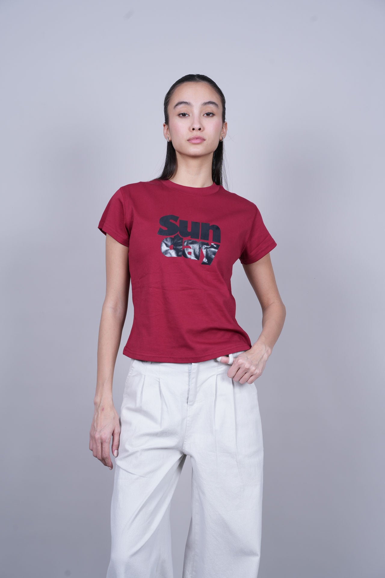 SUNDAY GRAPHIC T-SHIRT