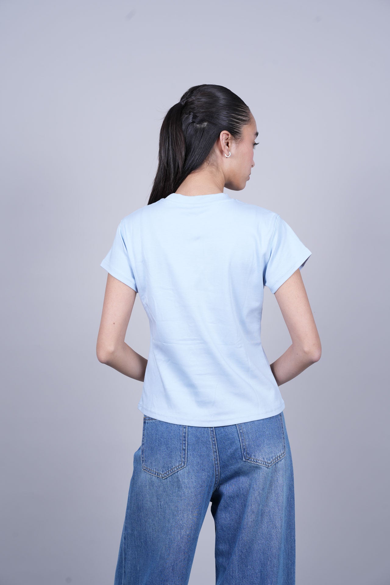 WHITE FOX FLORAL GRAPHIC T-SHIRT