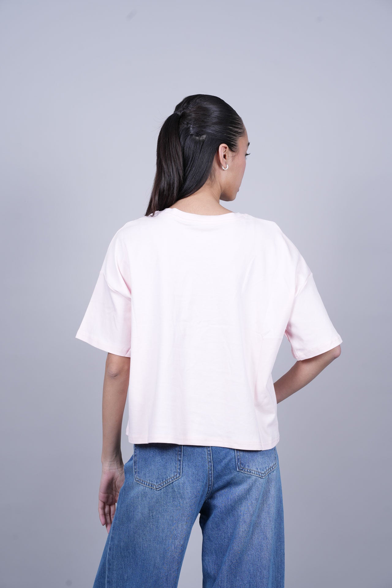 STRAWBERRY GRAPHIC T-SHIRT