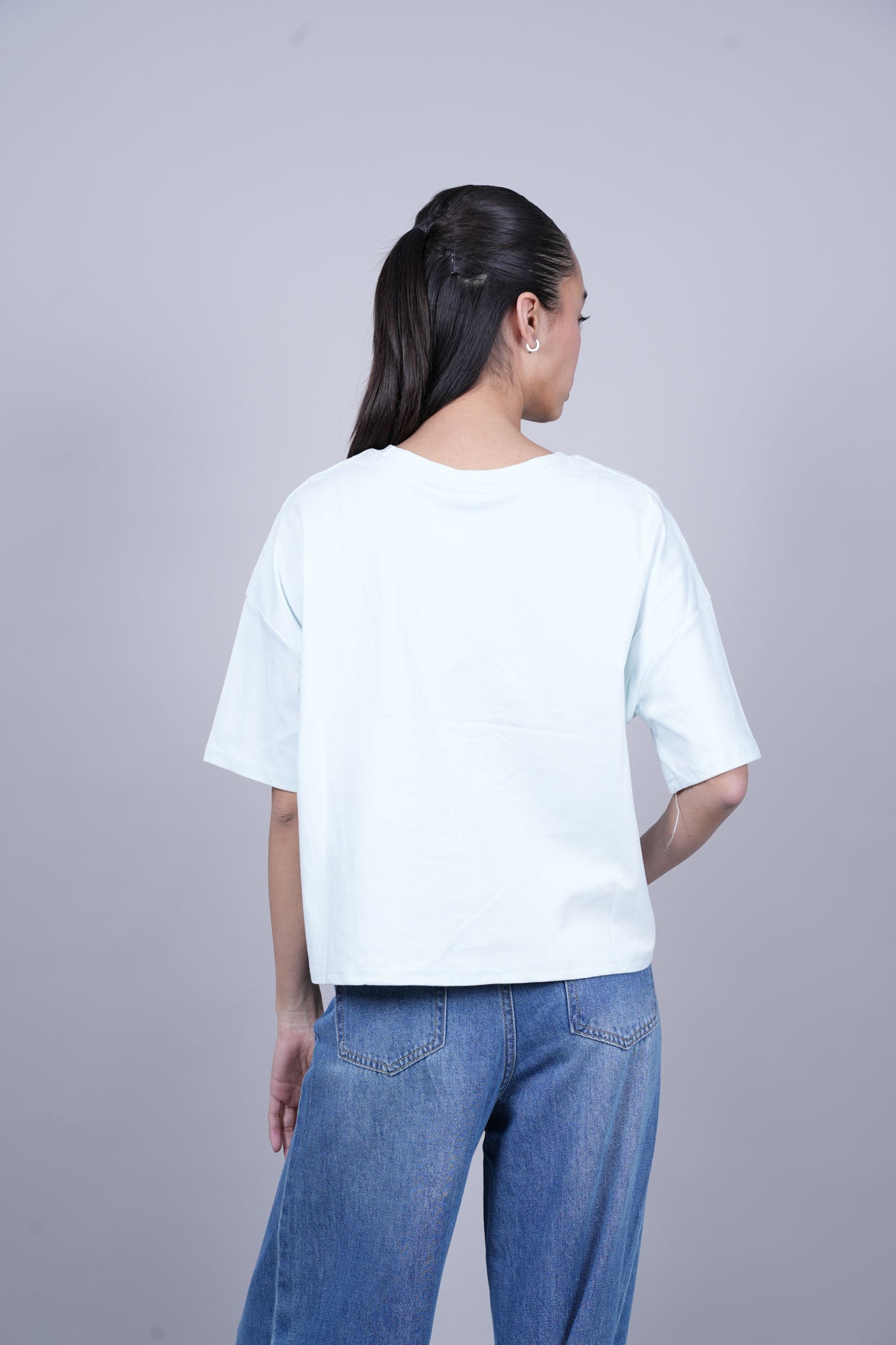STRAWBERRY GRAPHIC T-SHIRT